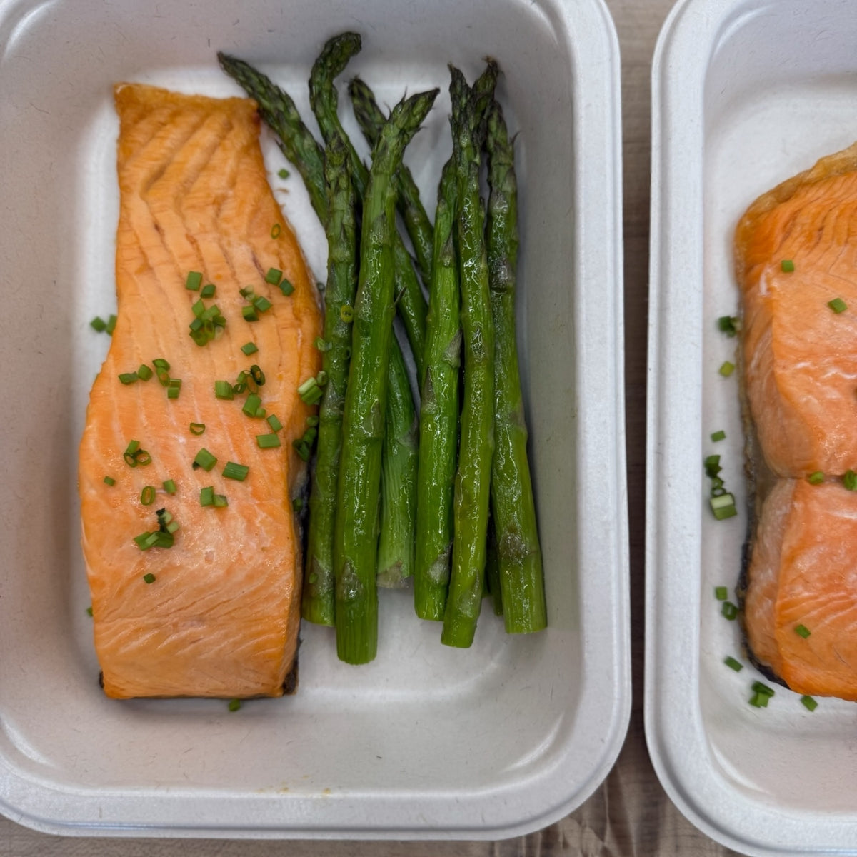 DLX Salmon With Asparagus Be My Guest dlx-salmon-with-asparagus-be-my-guest