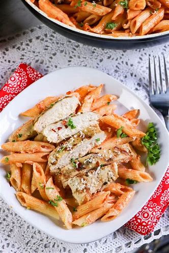 Penne Vodka with Grilled Chicken CF